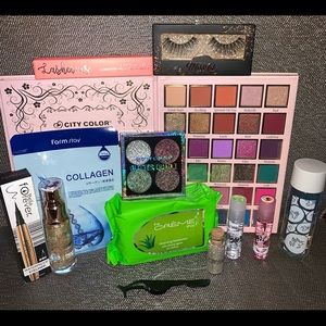 Mix makeup box/bundle
